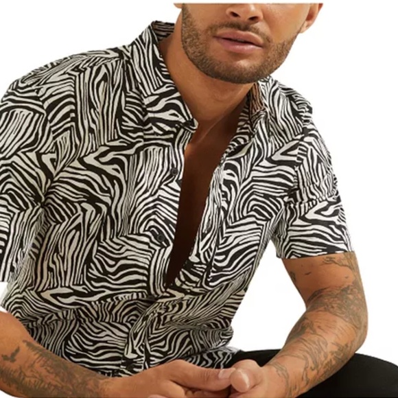 Men's GUESS Slim Fit Short Sleeve Military Inspired Zebra Shirt - Size Men's L - Picture 11 of 15